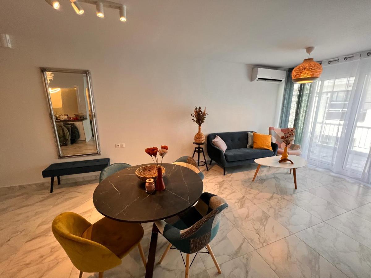 Casa De Tres Hermanos In The Heart Of Athens Luaran gambar